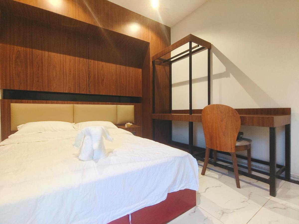 Jenny Airport Lounge Bed & Breakfast เวียงจันทน์ ภายนอก รูปภาพ